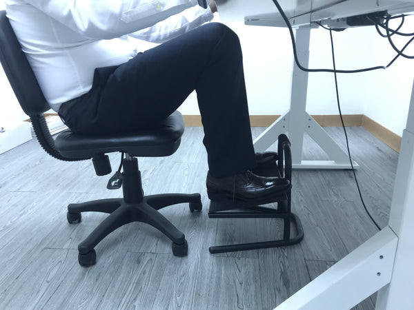 Heavy Duty High height Foot Rest , 15.3 cm to 27.8 cm height range Footstool
