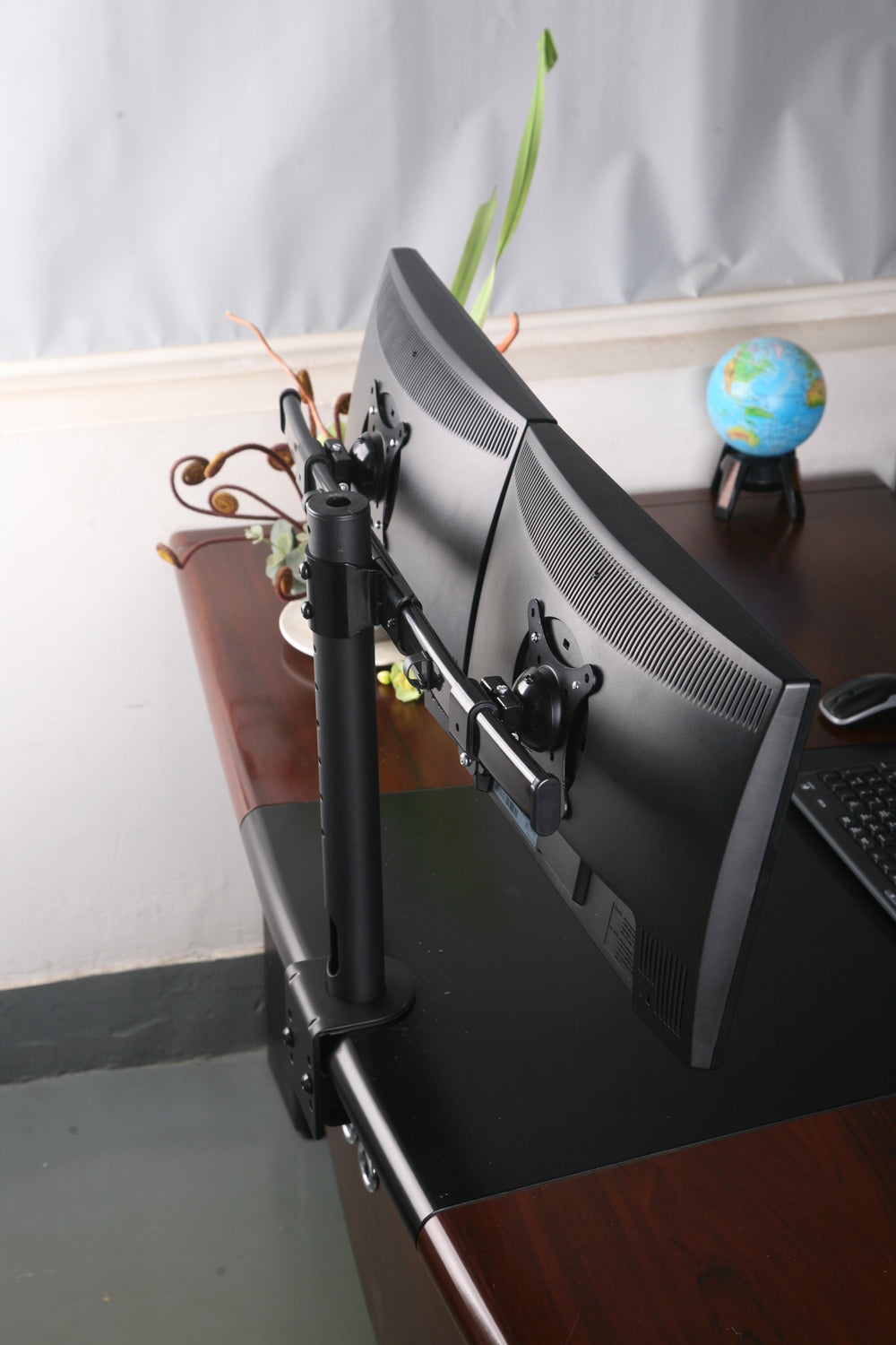 Dual Monitor Curved-Arm Desk Clamp – 2MS-CT2